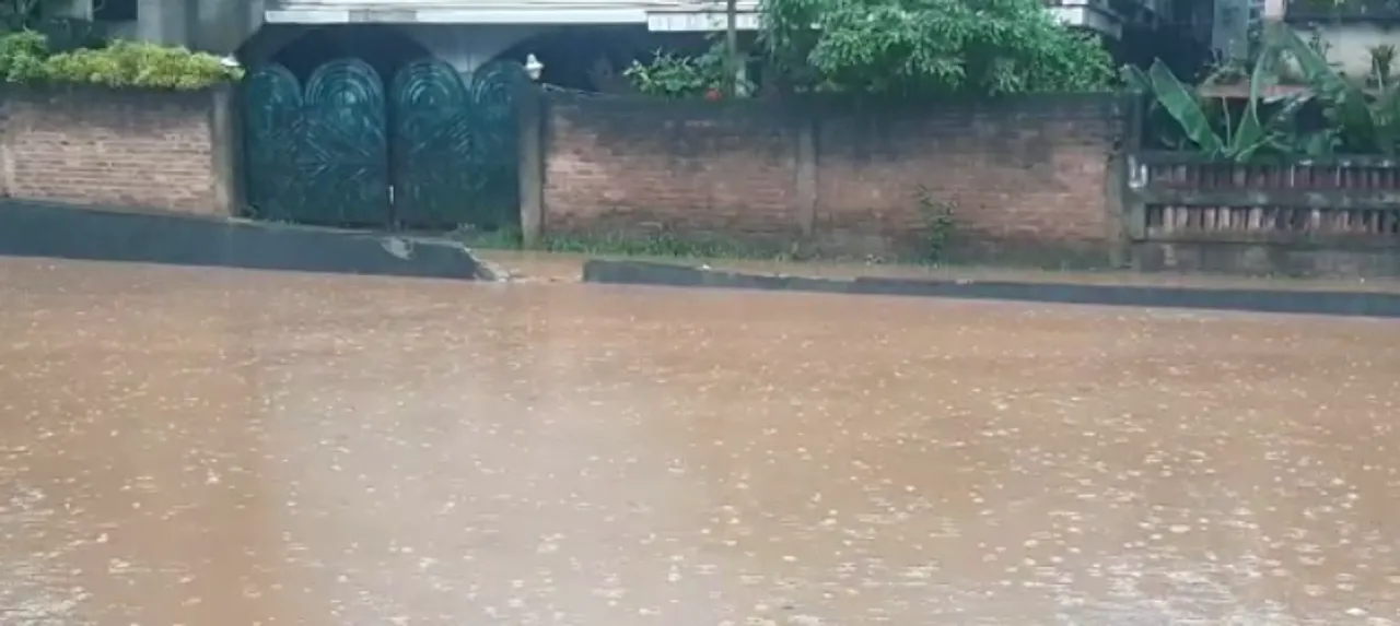 Guwahati: Kamrup (M) Admin Releases Helpline Nos for Waterlogging Prone Areas