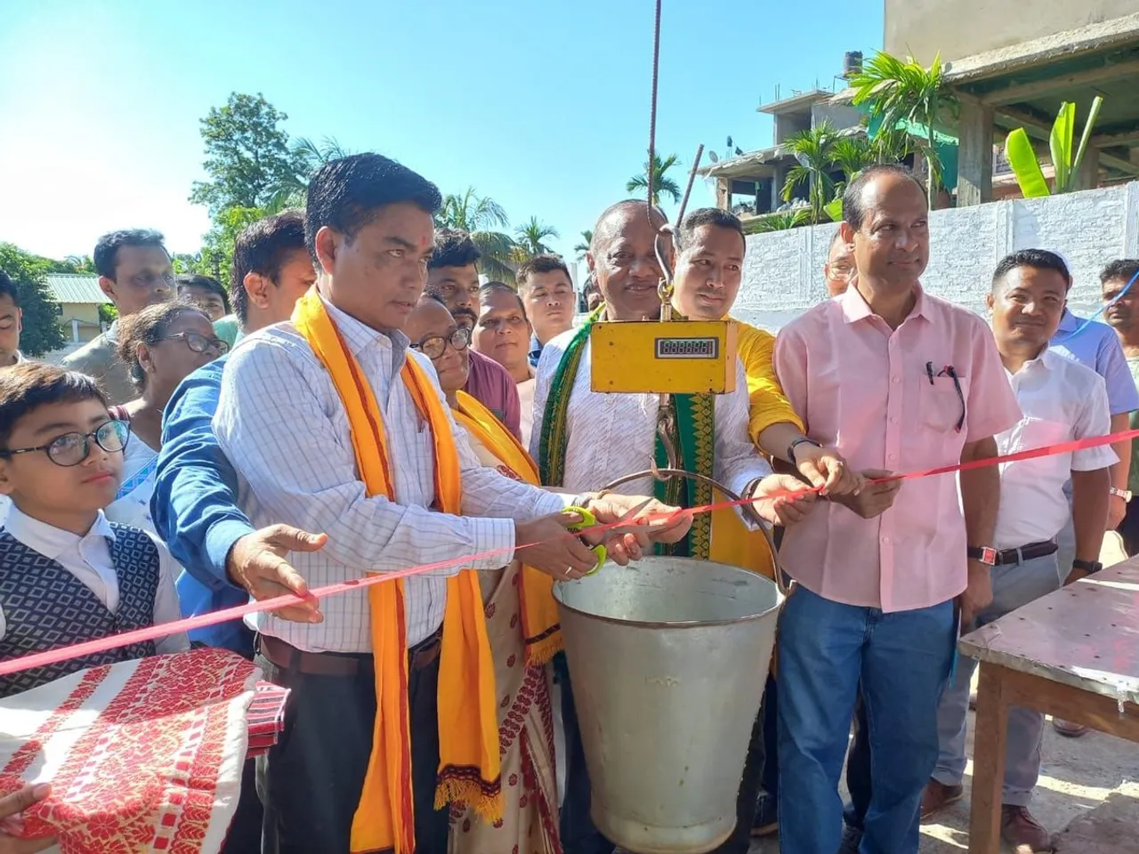 Guwahati: Parimal Suklabaidya Inaugurates Wholesale Fish Market at Lokhra