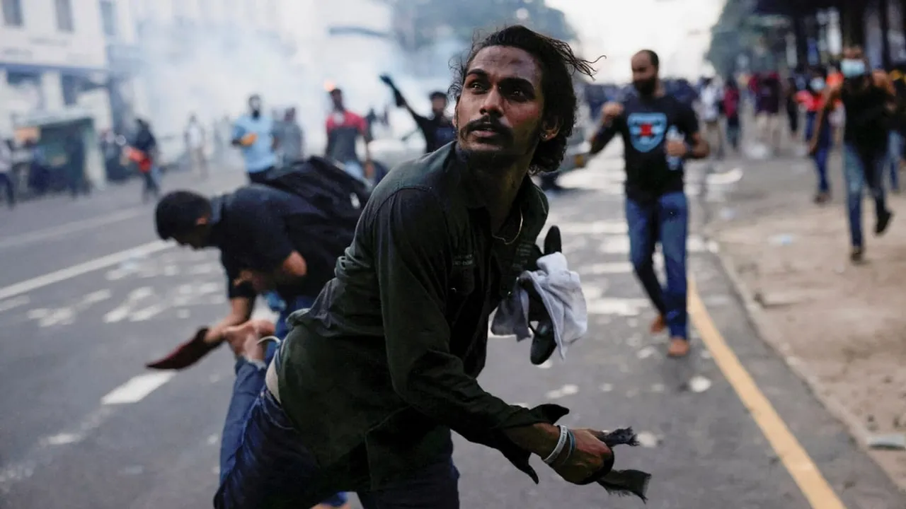 Sri Lankan Prez Gotabaya Rajapaksa Flees as Protestors Surround his Residence 