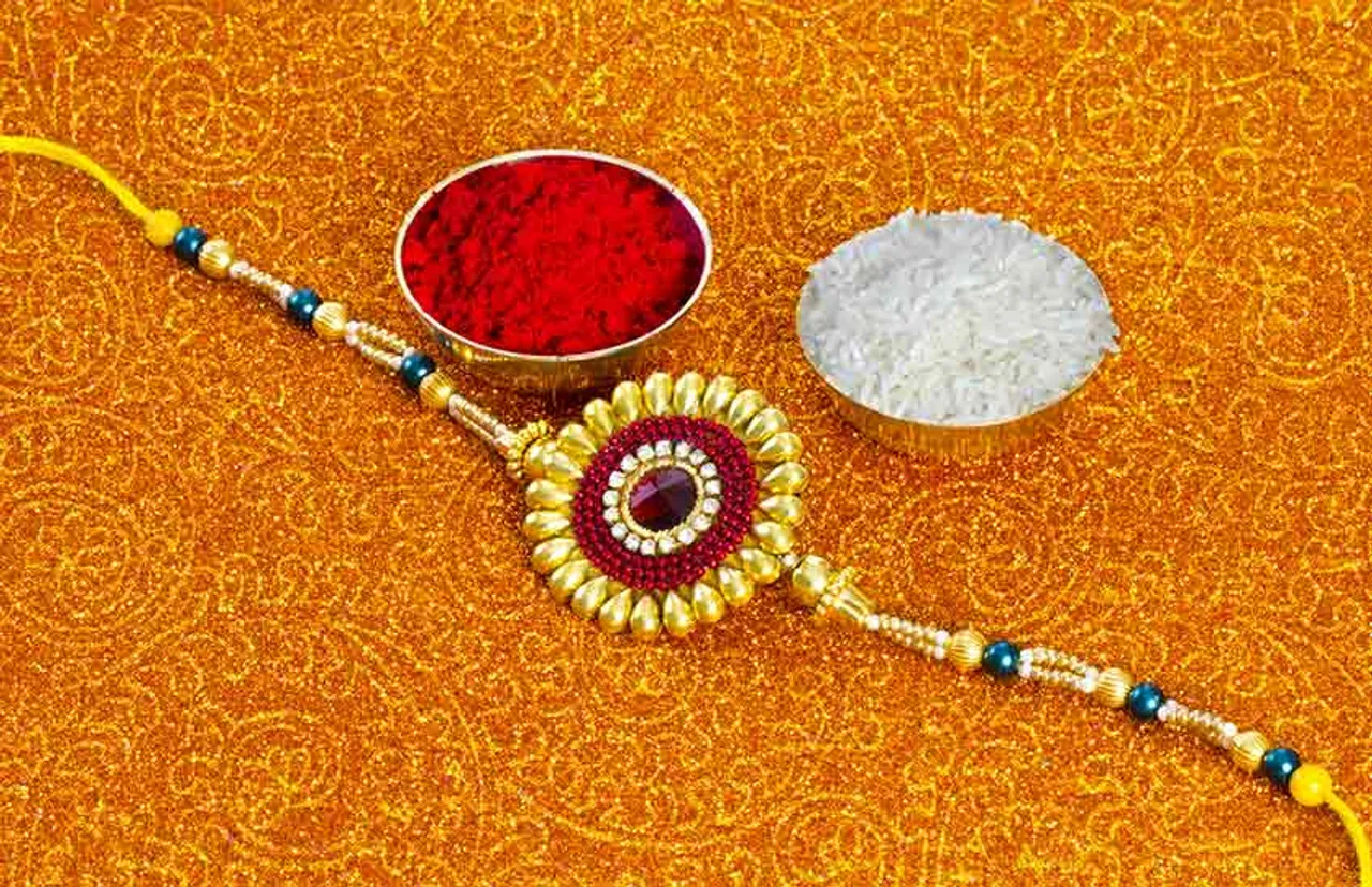 PM Narendra Modi Extends Greetings on Raksha Bandhan