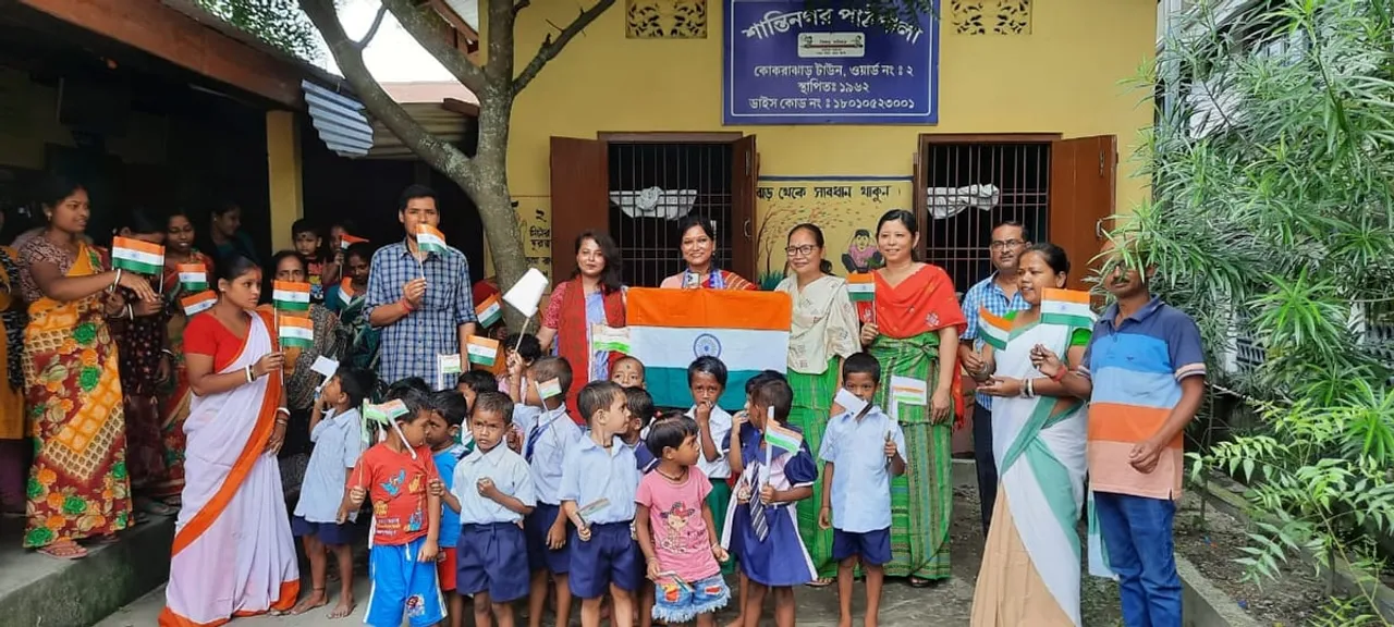 Assam: Children Attend Training Session On Tiranga Making In Kokrajhar