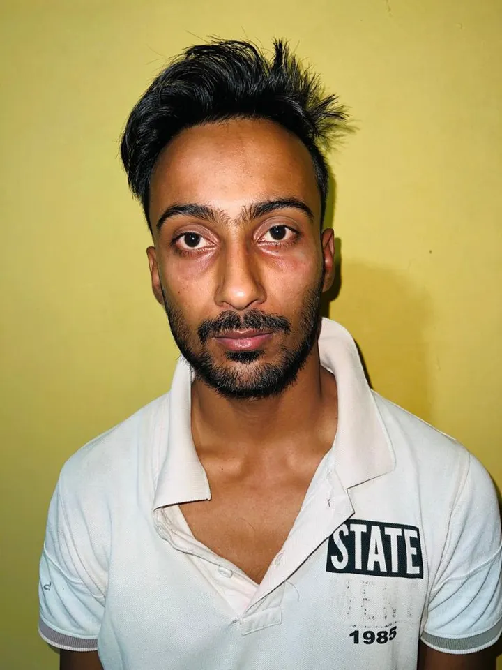 Assam CID Nabs Admin Of 'Fraud' Whatsapp Group For Grade III-IV Candidates