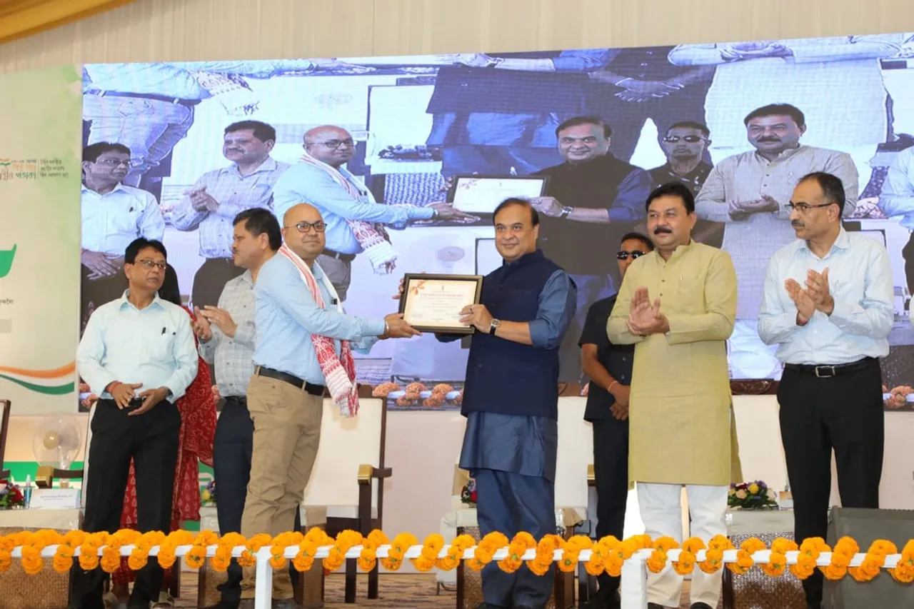 Assam: 99 Non-Gazetted Officials Presented Lok Sewa Award
