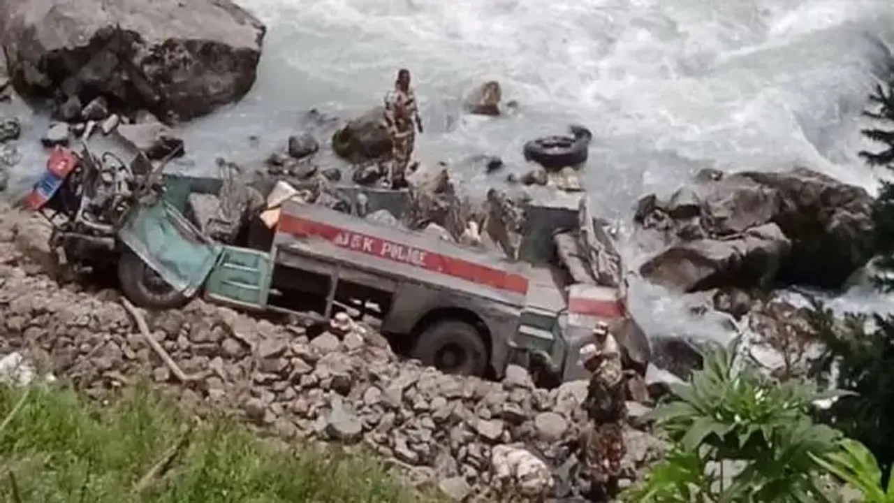J&K: 6 ITBP Personnel Killed, Several Injured As Bus Falls Into Riverbed
