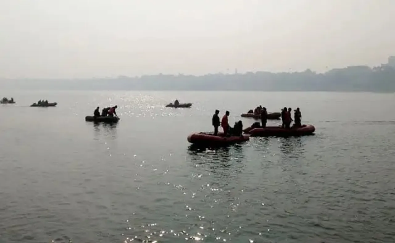 Bihar: 5 Killed As Boat Goes Ablaze In The Middle Of Lake