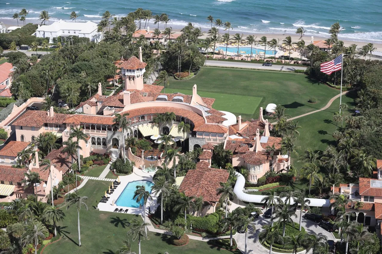 FBI Raids Donald Trump's Florida Residence