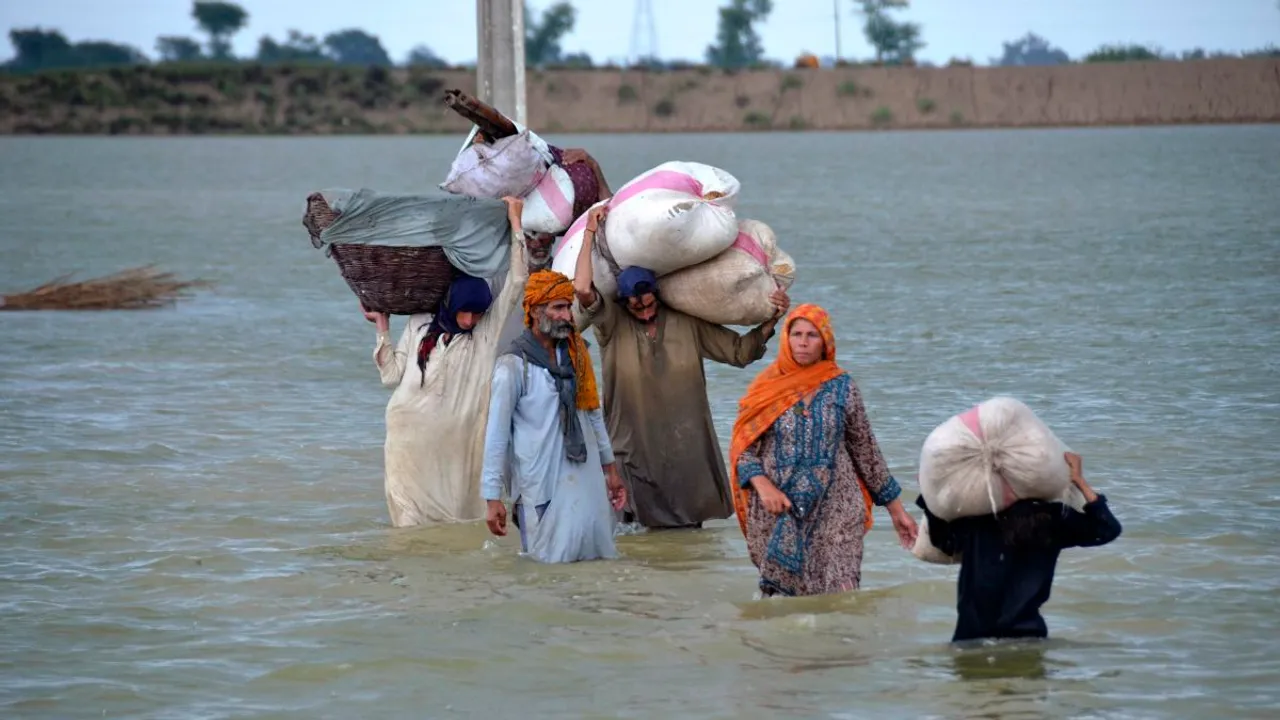 Pakistan: Floods Continue to Wreak Havoc, Over 1,000 Dead 