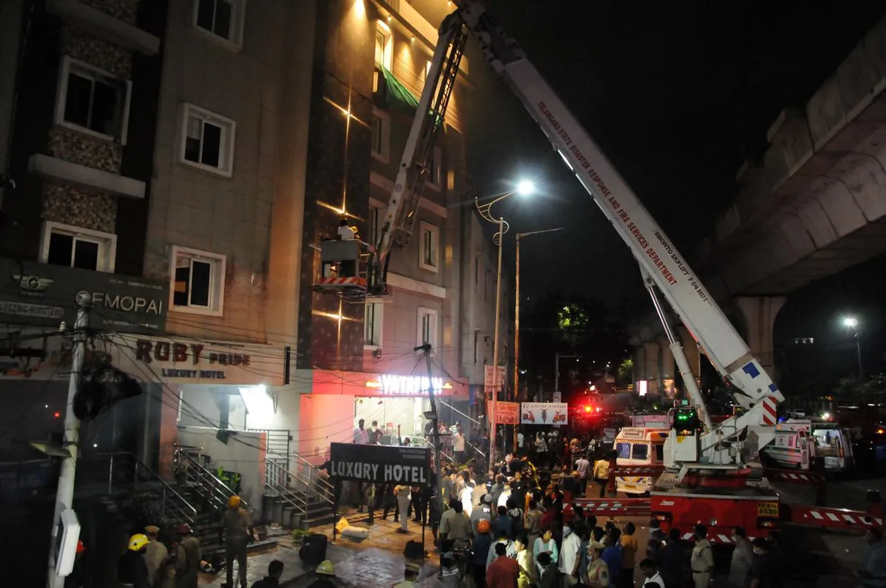 Telangana: 8 Dead, 13 Injured After Fire at E-Bike Showroom Spreads To Hotel