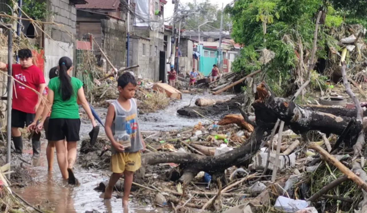 Tropical Storm ‘Paeng’ Hits Philippines, Death Toll Reaches 98