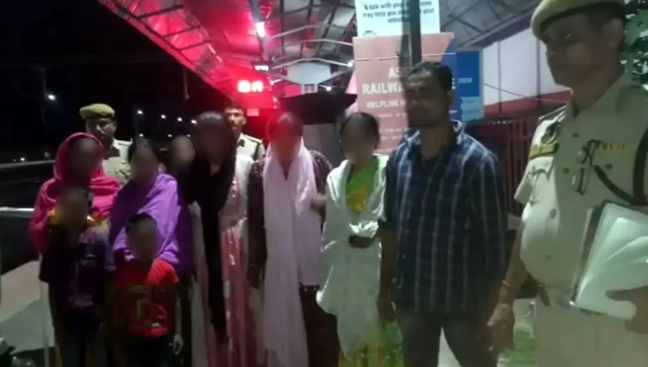 Assam: 6 Held for Smuggling Drugs at Chaparmukh Railway Station