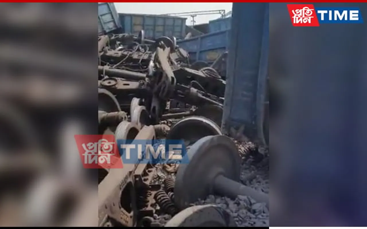 Goods Train Derailed in UP, Delhi-Howrah Rail Route Disrupted