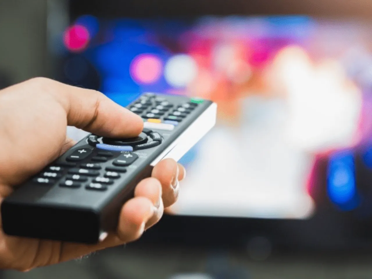 Centre Asks News Portals, OTT Platforms, TV Channels To Refrain From Carrying Betting Sites' Ads 