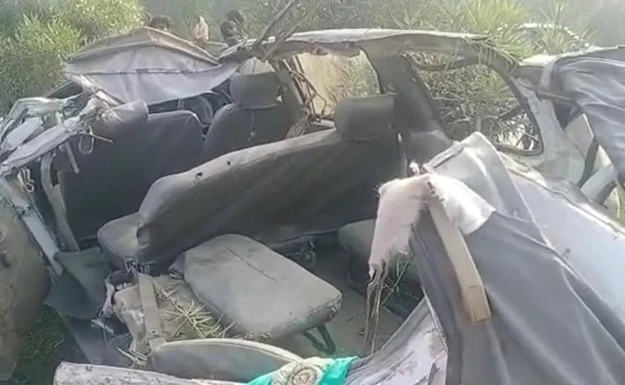 UP: Five Including Infant Killed In Major Collision On Prayagraj Highway