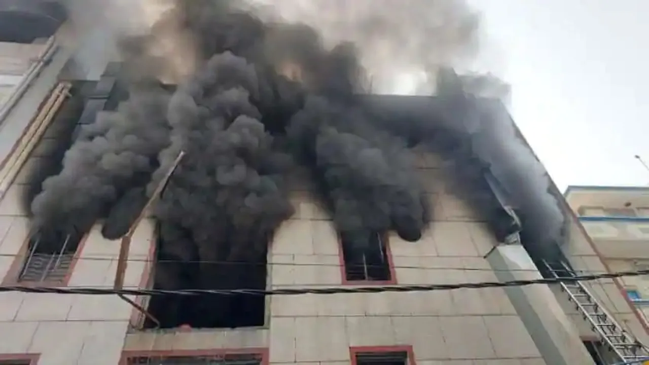6 Killed In Major Fire In Telangana Residential Complex