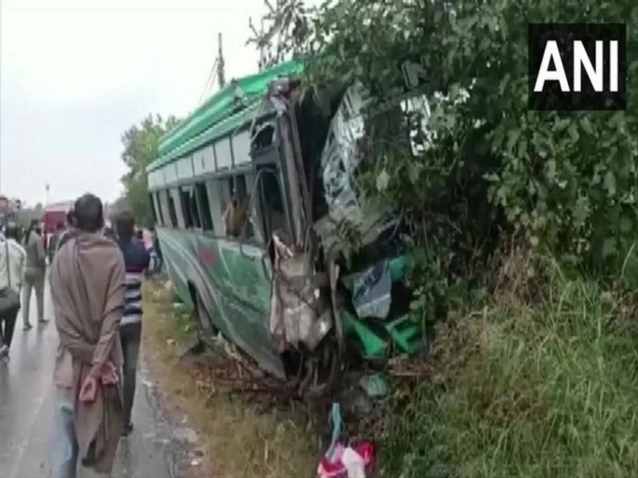 3 Killed, 17 Injured In J&K Bus Accident