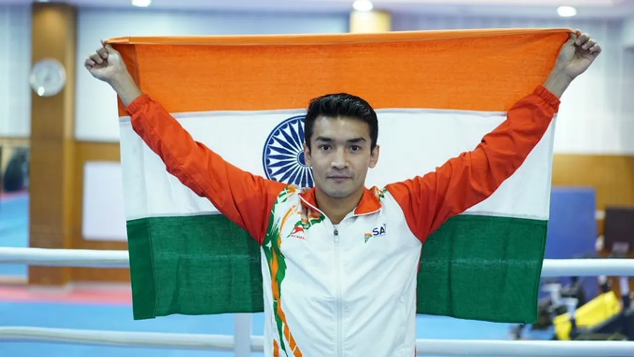 Shiva Thapa Wins Historic Silver at Asian Boxing Championships