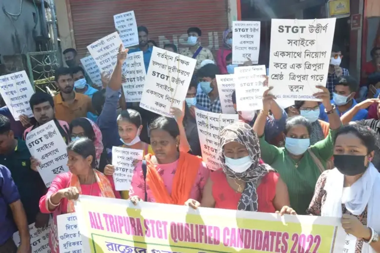 Tripura: Several Injured After Police Lathi-Charge Protesting Teachers