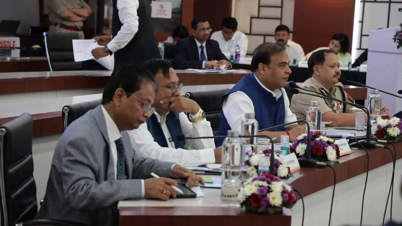 Assam CM Chairs Important Meeting with DCs, SPs in Guwahati 