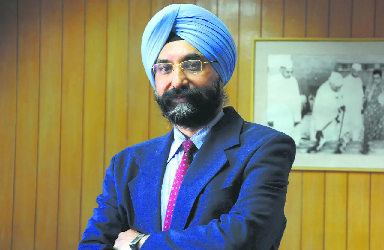 RS Sodhi steps down as Amul MD, Jayen Mehta Takes Charge