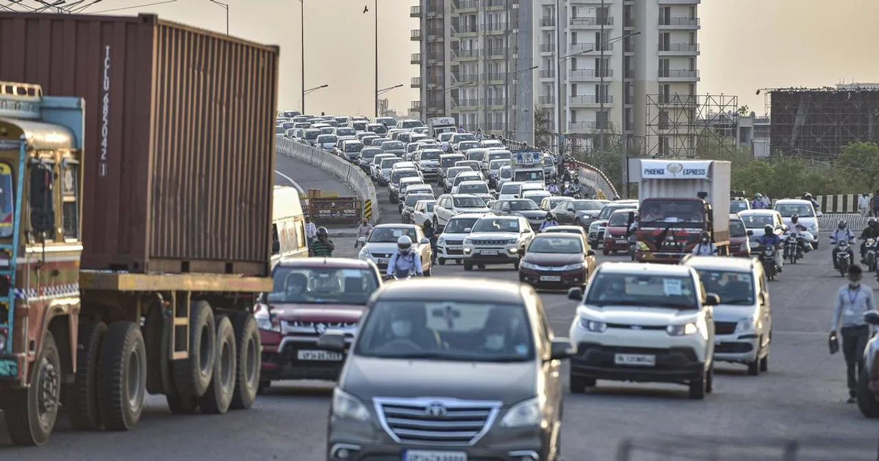 Centre Announces New Policy for Vehicles