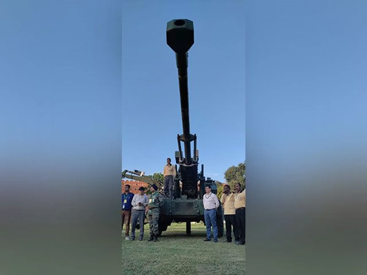 India to Buy 307 ATAGS Howitzers for Deployment Along China, Pak Border