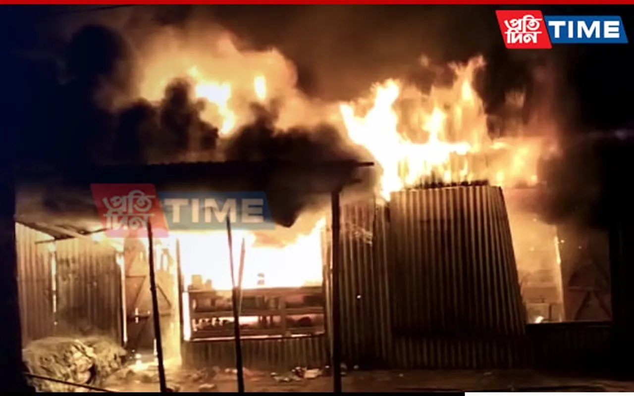 Assam: Massive Fire Breaks Out at Mukalmua