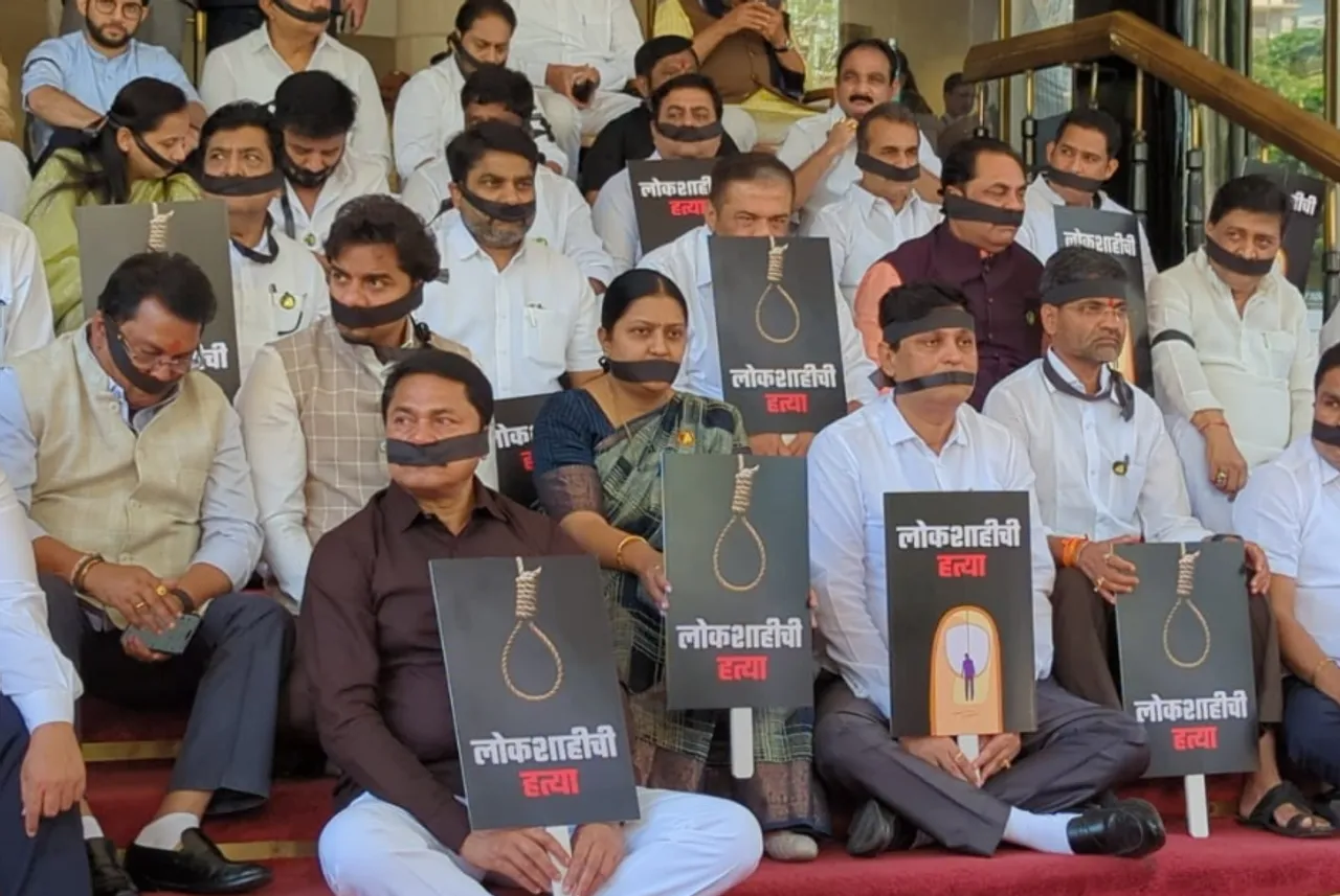 Congress Stages Nationwide Protests Against Rahul Gandhi’s Disqualification
