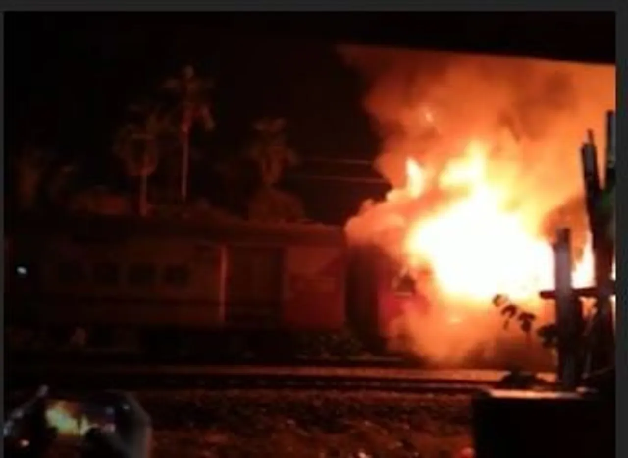 Coaches of Moving Train Catches Fire in Guwahati’s Chandmari