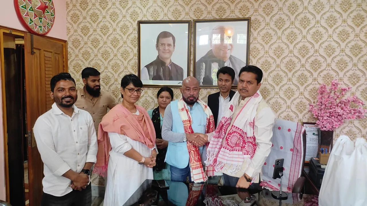Former Assam MLA Anwar Hussain Laskar Joins Congress