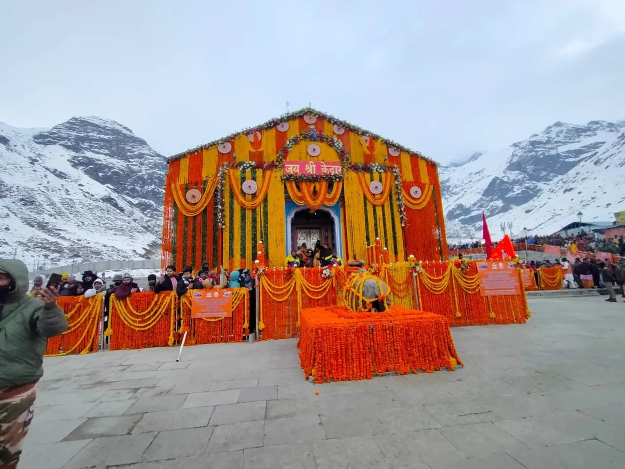 Assamese Jaapi Takes Center Stage at Kedarnath Temple