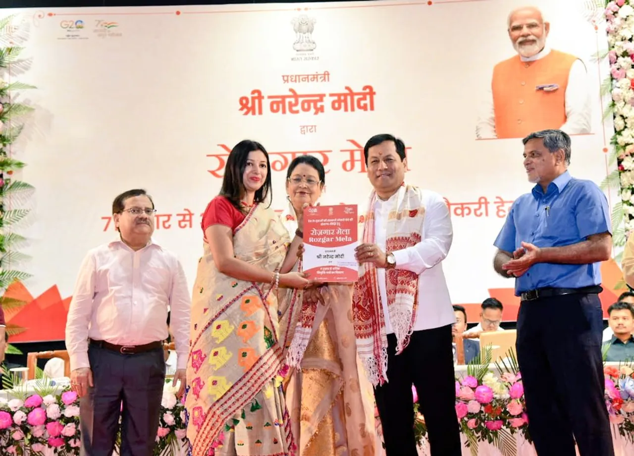 Rozgar Mela: PM Modi Distributes 207 Appointment Letters in Guwahati