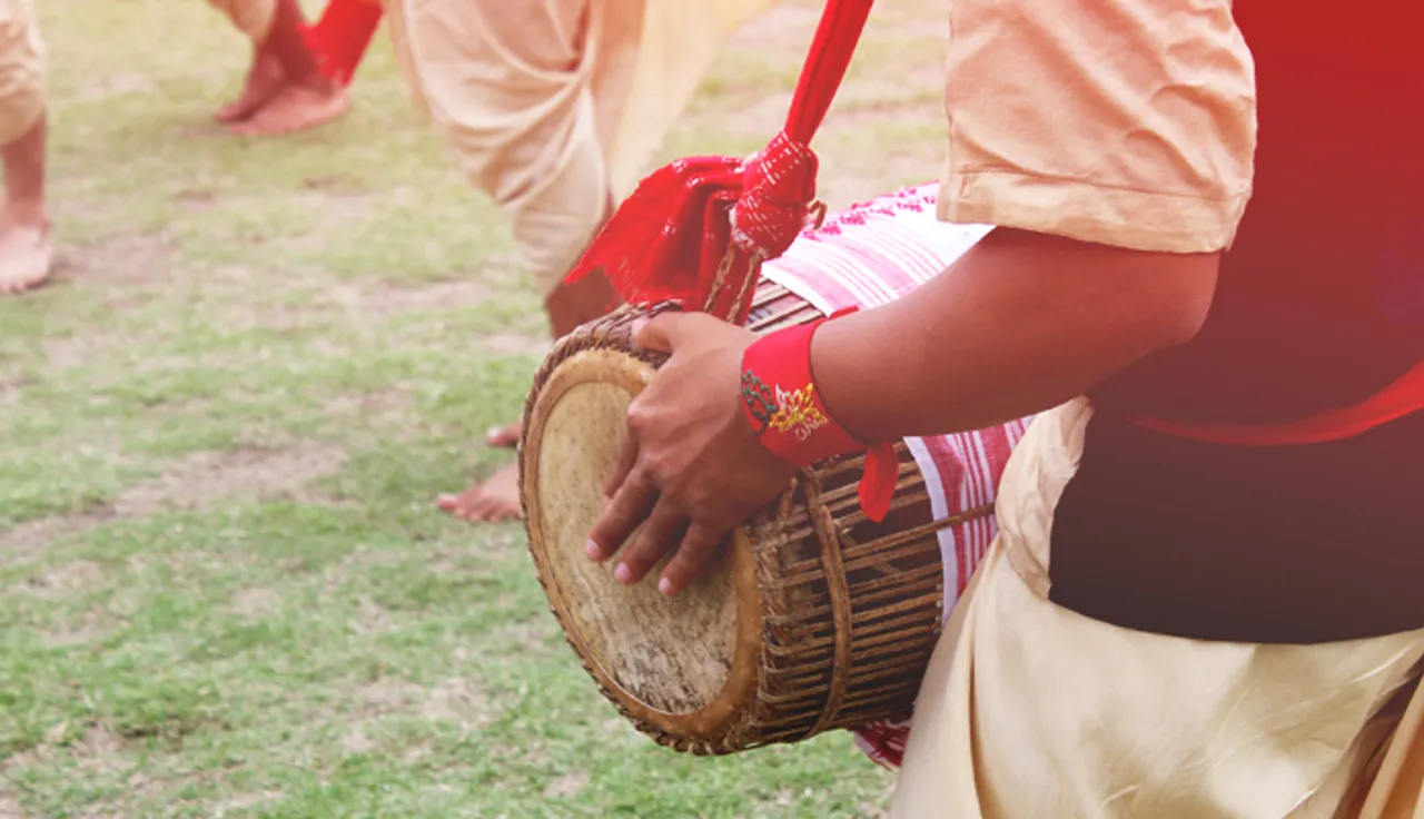 Assam: Irate Youth Sets Assamese Dhol, Gamosa On Fire