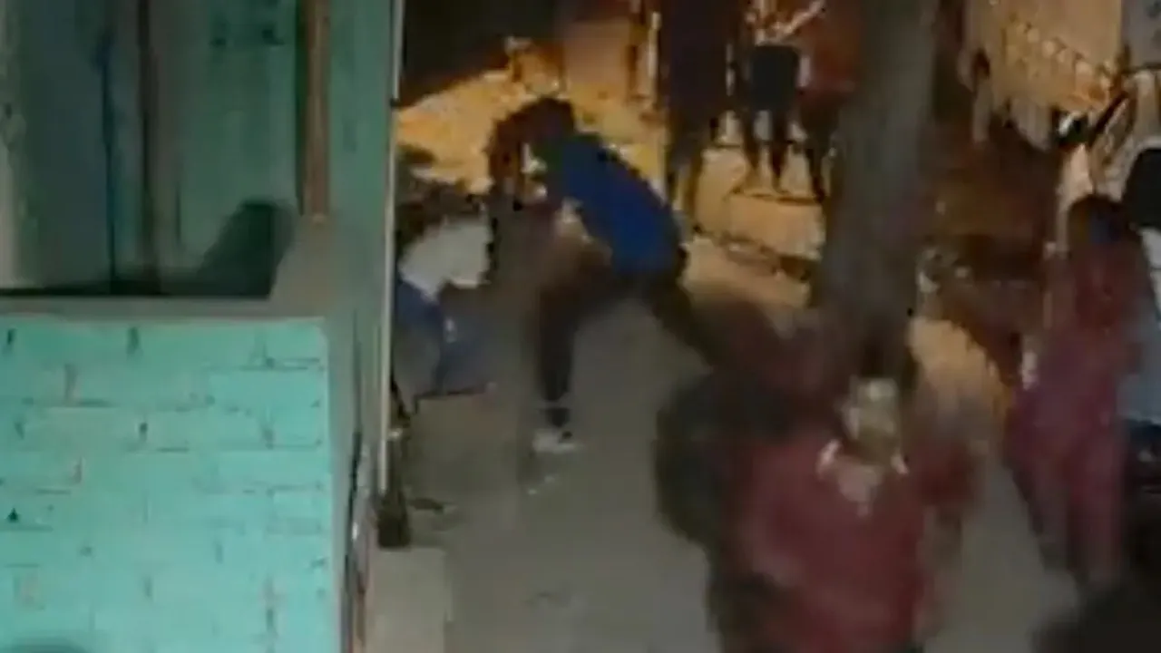 Revenge Or Ego? Delhi Boy Stabs Minor Girlfriend Over 20 Times 
