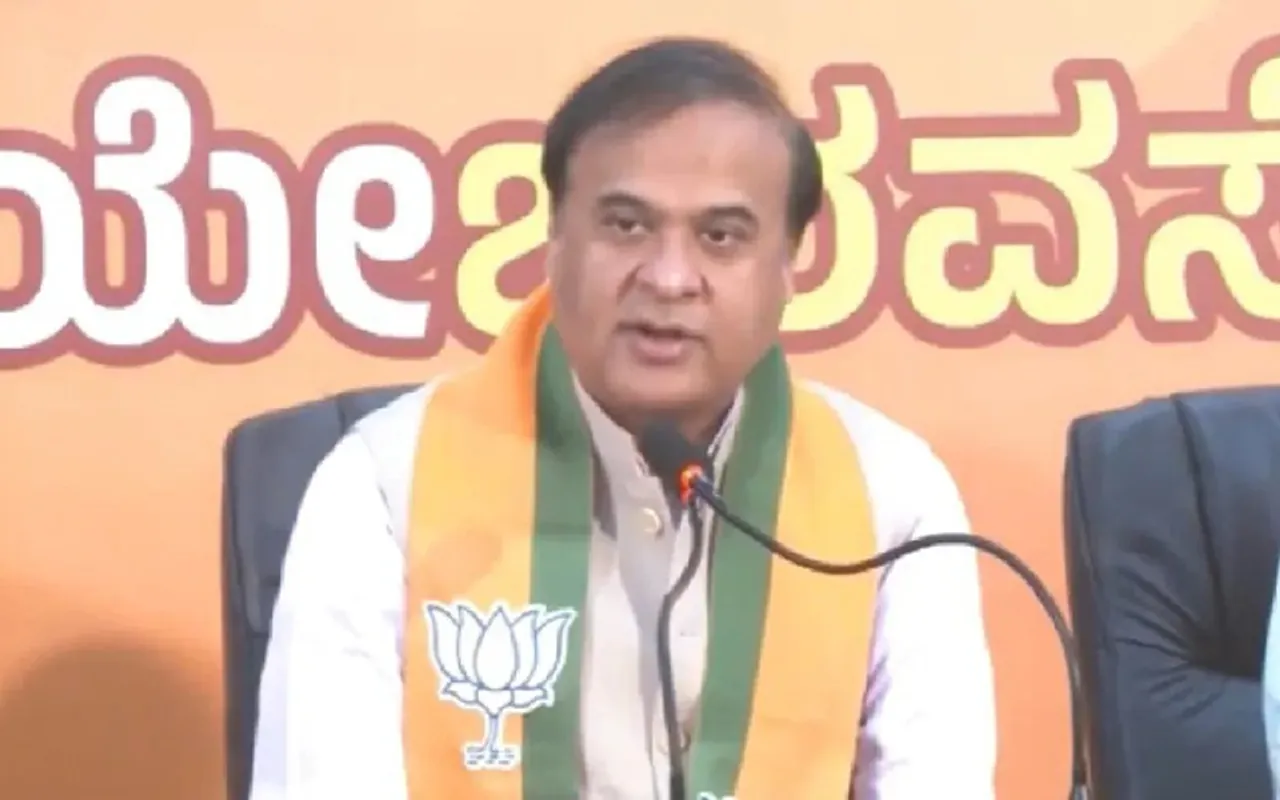 Karnataka’s Decision to Revise Textbooks Lauded by Assam CM