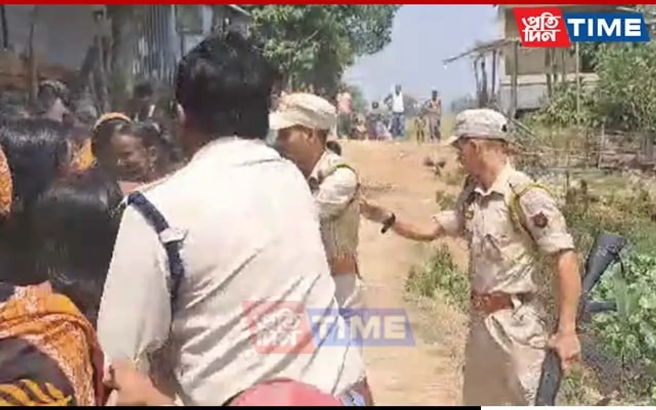Assam: Cop Assaulted By Mob During Arrest Attempt