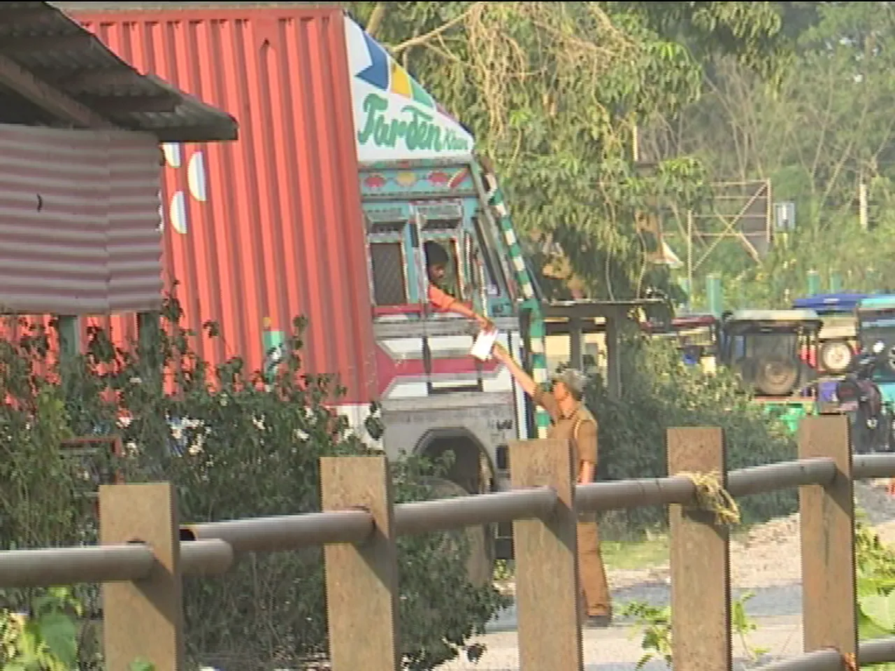 Suspected Cops Caught Extorting Money from Truck Drivers Along Assam-Bengal Border