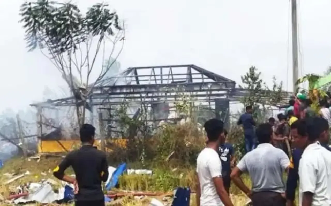 West Bengal: Massive Blast In Shady Fireworks Factory Kills 7