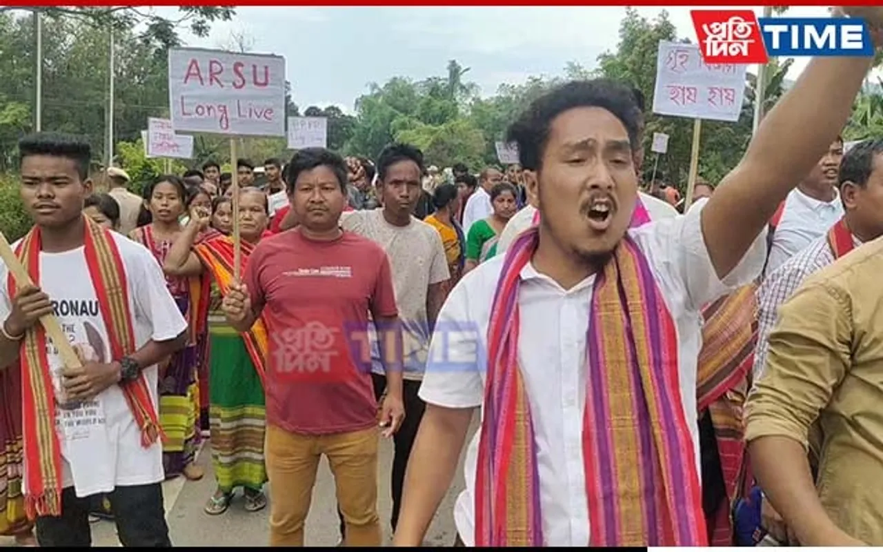 SI Junmoni Death: Slogans of “No Justice No Rest” Echoes in Streets of Assam