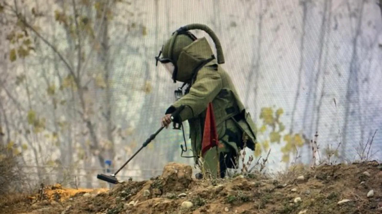 Assam Rifles Jawan Injured While Diffusing IED in Manipur