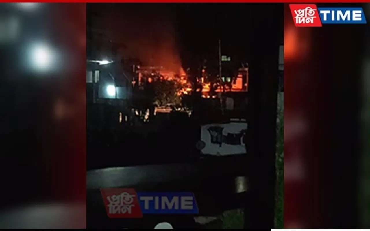 Violent Clash Breaks Out in Meghalaya’s Shillong, Mob Sets Vehicles on Fire 
