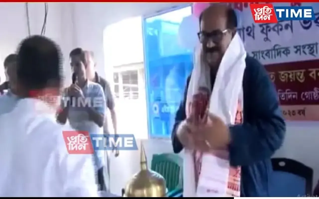 Sadin-Pratidin Chairman Jayanta Baruah Felicitated By Dergaon Sahitya Sabha
