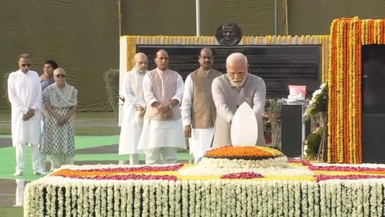 Prez Murmu, PM Modi, Others Pay Tributes To Atal Bihari Vajpayee on 5th Death Anniversary