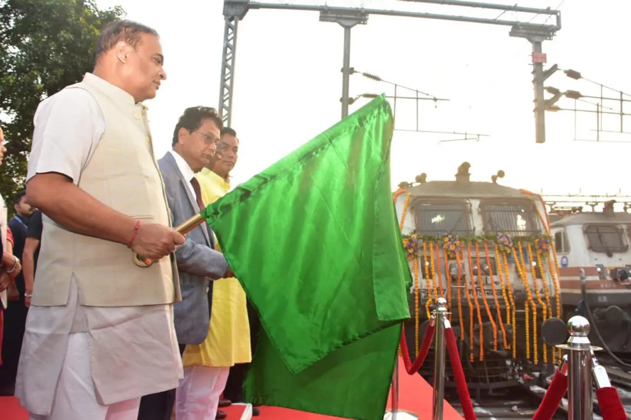 Assam CM Flags Off Amrit Kalash Yatra From Guwahati to Delhi