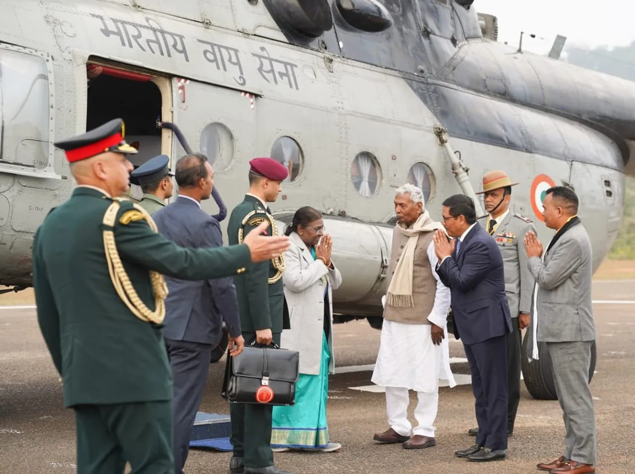President Droupadi Murmu's Maiden Visit to Meghalaya; Arrives at Tura