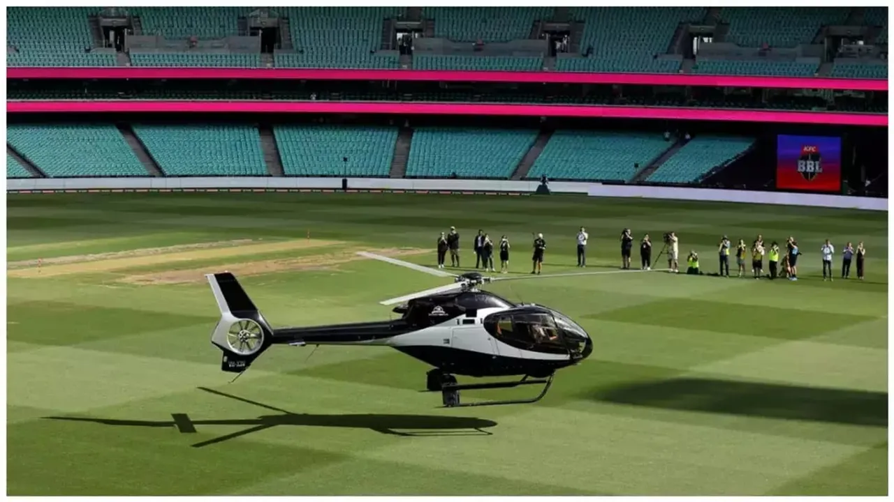 David Warner Makes Bollywood Style Entry For BBL Clash