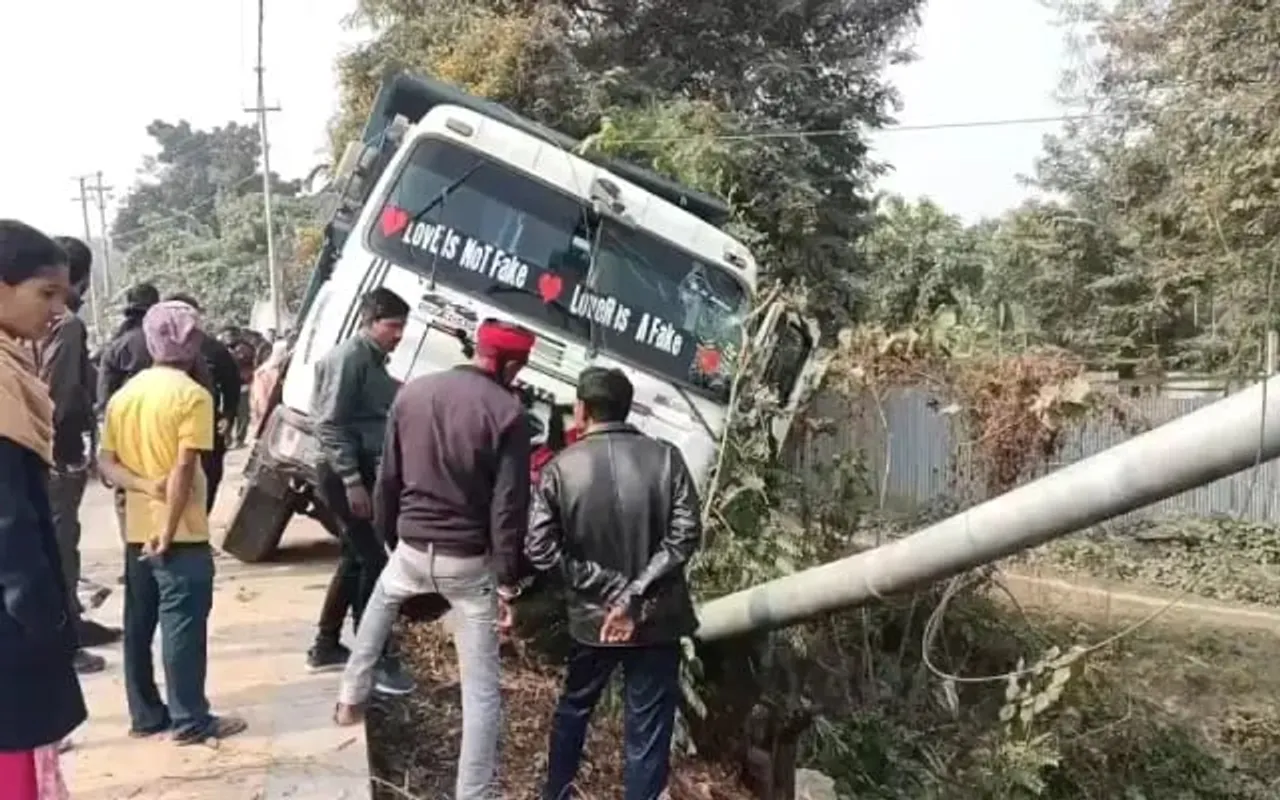 Speeding Dumper Mows Down Couple, Injures Them In Assam's Sualkuchi