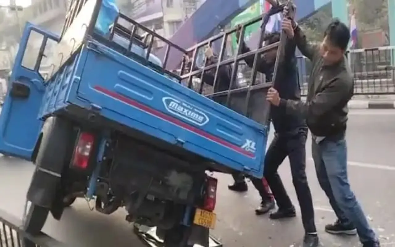Guwahati: Minor Mishap At Bharalumukh Leaves 1 Injured