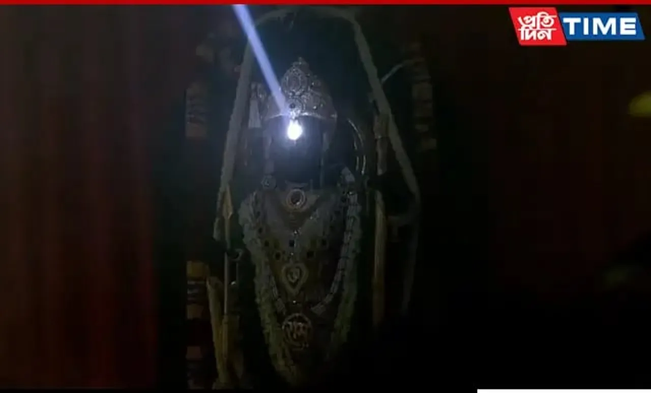 On Ram Navami, Sunrays Anoint Lord's Idol In Special 'Surya Tilak' Ritual