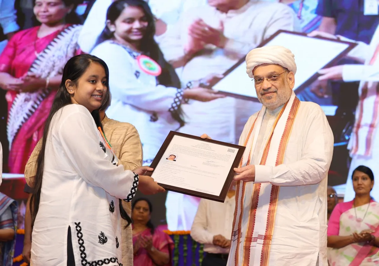Amit Shah Grants Citizenship to 188 Refugees Under CAA in Gujarat