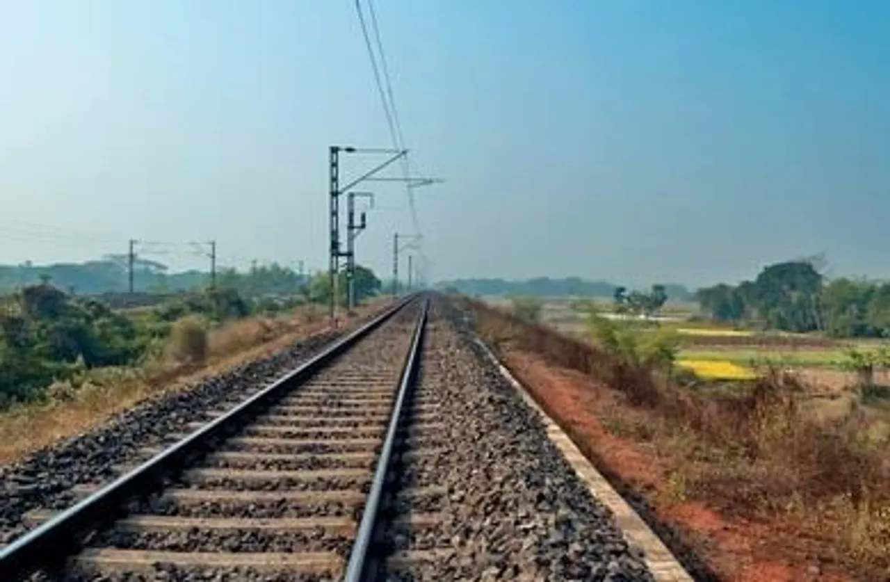 RPF Arrests YouTuber for Dangerous Stunts on Railway Tracks